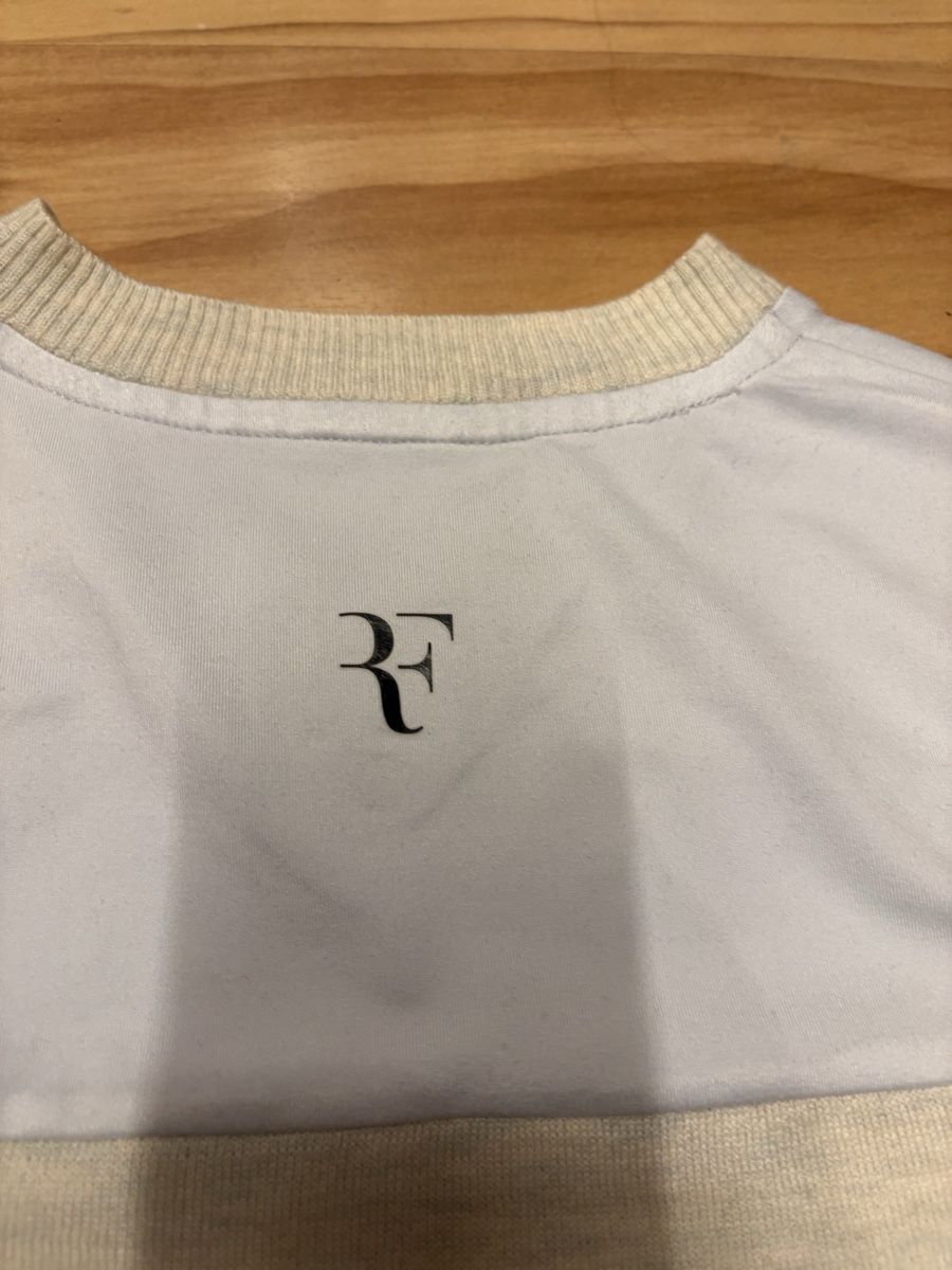 Nike Maglioni & Felpe: Nike Roger Federer Pullover, Grösse M, Top Zustand! Selten!! – Nuovo (secondo la descrizione) da Freienstein venduto da Golfbueb 3
