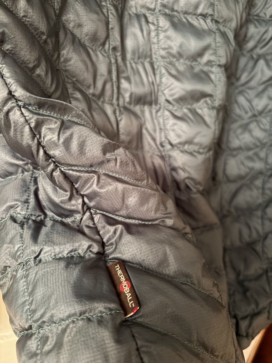 North Face Giacche: The North Face ThermoBall Puffer Jacket - Great for Winter! – Usato da zürich venduto da Fefefefefefe 2