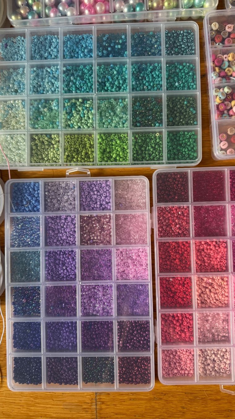 Perles (synthétiques): Kit de perles pour création de bijoux – D'occasion à Genève par nor_k8bf 1