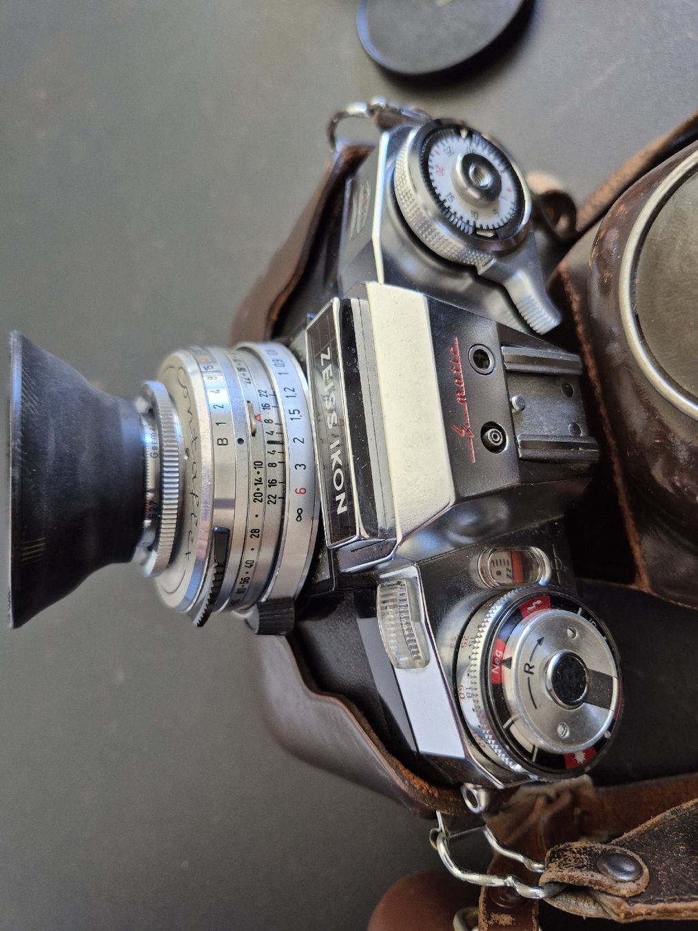 Zeiss Fotocamera: Fotokamera - Paket – Usato da Menziken venduto da porsche019 1