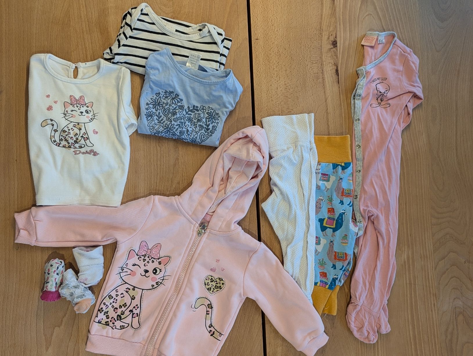 Lotti & Set di vestiti: Kleiderpaket Set Grösse 74 – Usato da Aristau venduto da mel_lh67