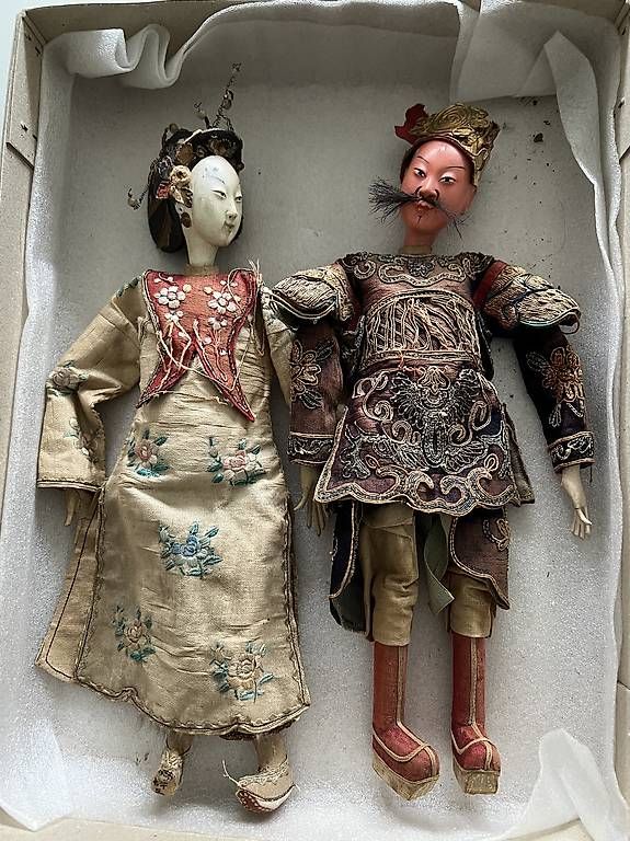 Bambole: Figurines chinoises anciennes – Usato da La tour de peilz venduto da Tecnop