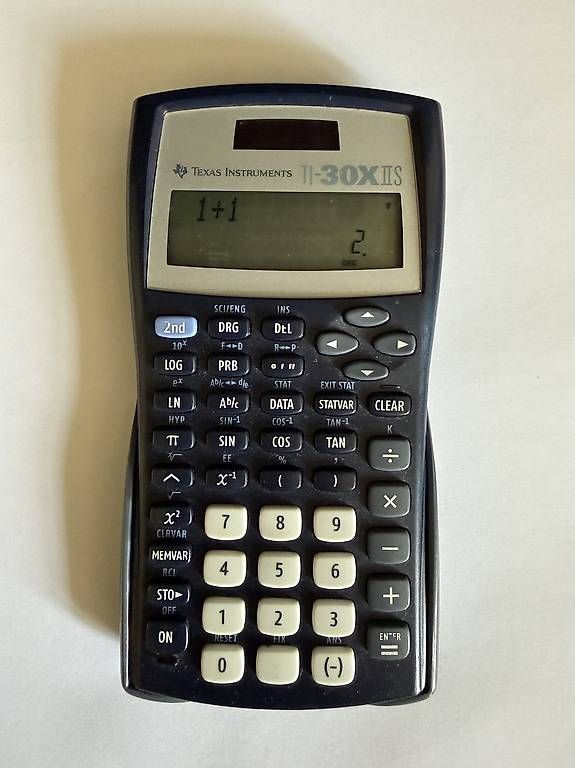 Calculatrices: Texas Instruments TI 30XIIS Taschenrechner  – D'occasion à Erlinsbach SO par zwiesele