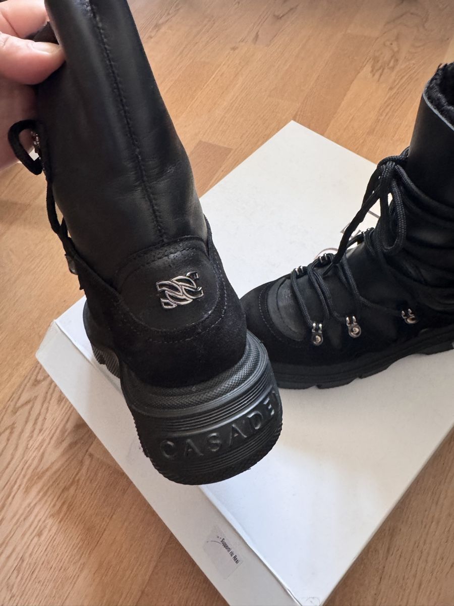 Scarpe da donna: Casadei Winterstiefel Gr. 38.5  last price – Nuovo (secondo la descrizione) da Münchenstein venduto da By.gabriela.v 1