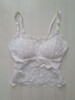 Hellbeiges Spitzentop Gr S