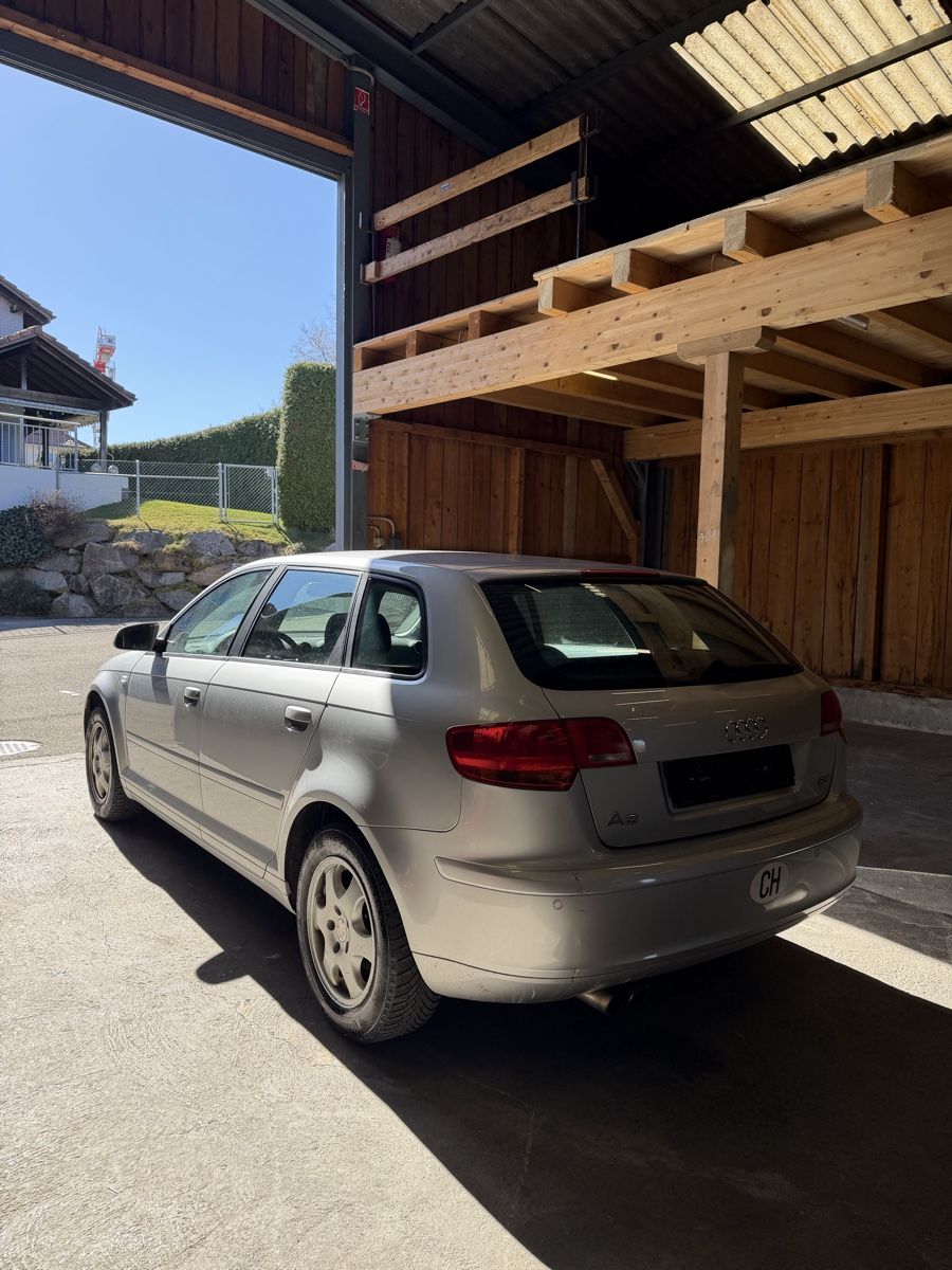 Audi Autos: Audi A3 1.8 TSFI (Defekt)  – Défectueux à Auw par gea_z8qf 1