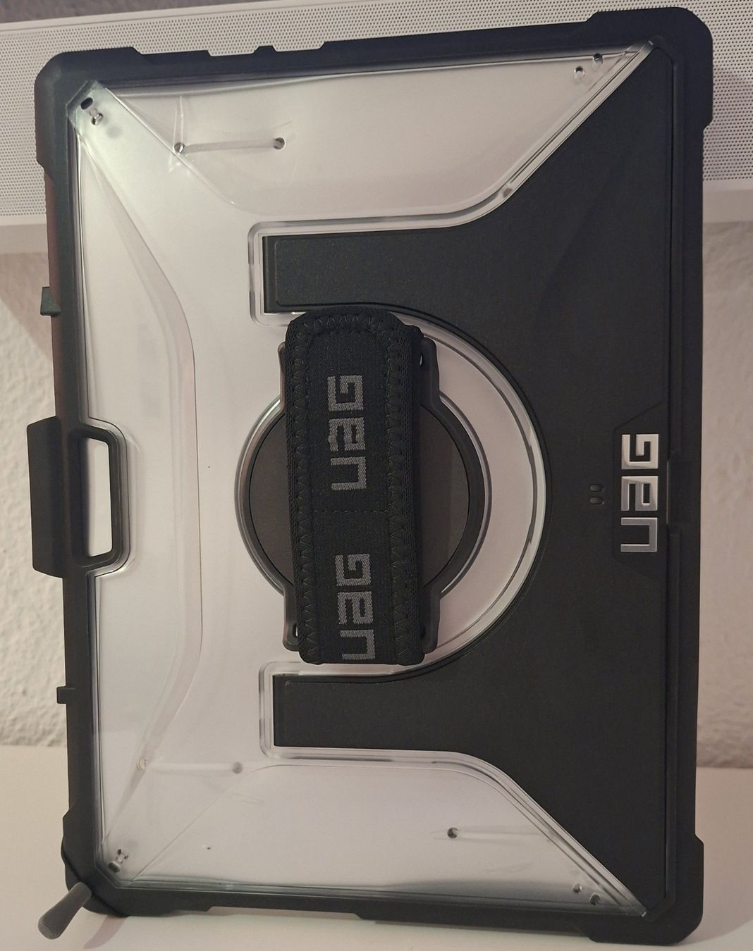Covers & Borse: UAG Tablet Back Cover Plasma Surface Pro 9 / 10 / 11 – Nuovo (secondo la descrizione) da Emmenbrücke venduto da ChrisPr 2