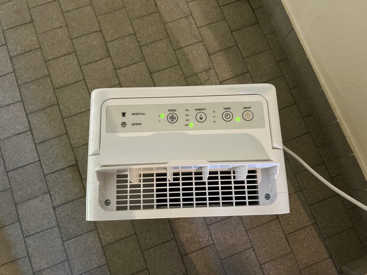 Wood's Deumidificatori: Wood's Dehumidifier MDK11 – Nuovo (secondo la descrizione) da Zürich venduto da chi_7k5b 2