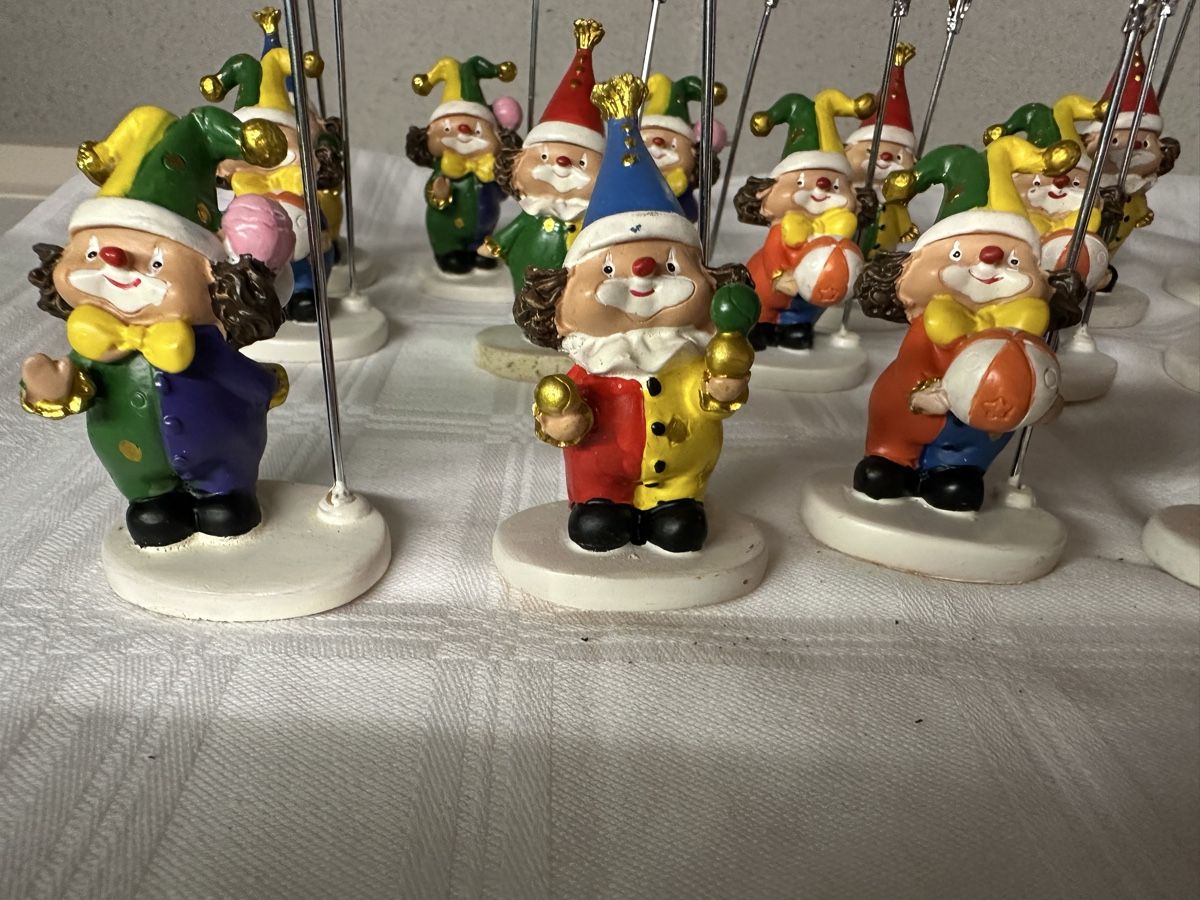 Statuette: Clown-Papierhalter Neu 22 stk. – Nuovo e nell'imballaggio originale da Sevelen venduto da Stopglobal. 1