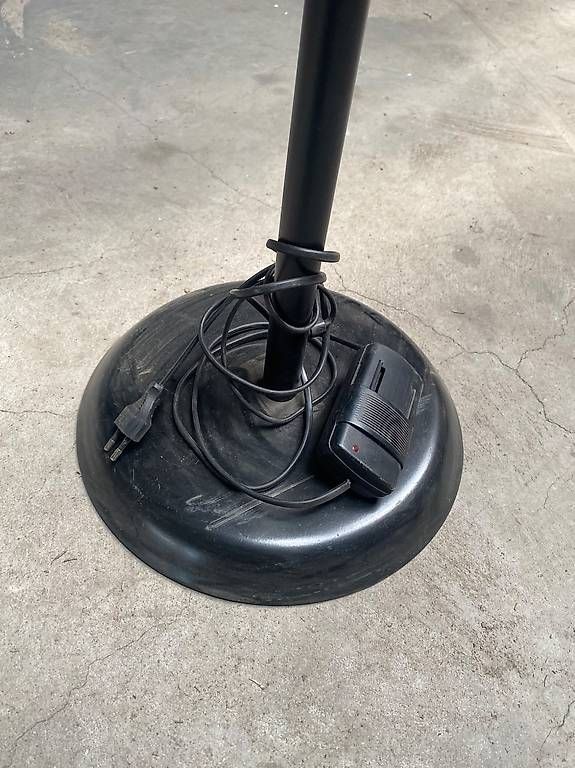 Lampes: Lampe sur pieds Fonctionne – D'occasion à Chamoson par a_laroyale 3