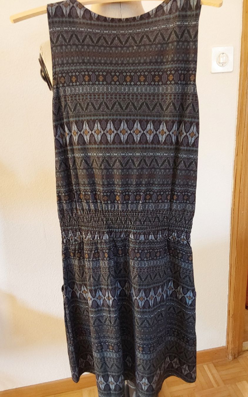 Vestiti: Kleid Merinowolle ibex XS – Nuovo (secondo la descrizione) da Köniz venduto da scopello12 2