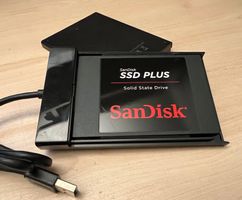 SanDisk SSD Plus 1 TB + Ugreen SATA SSD Enclosure USB 3.0