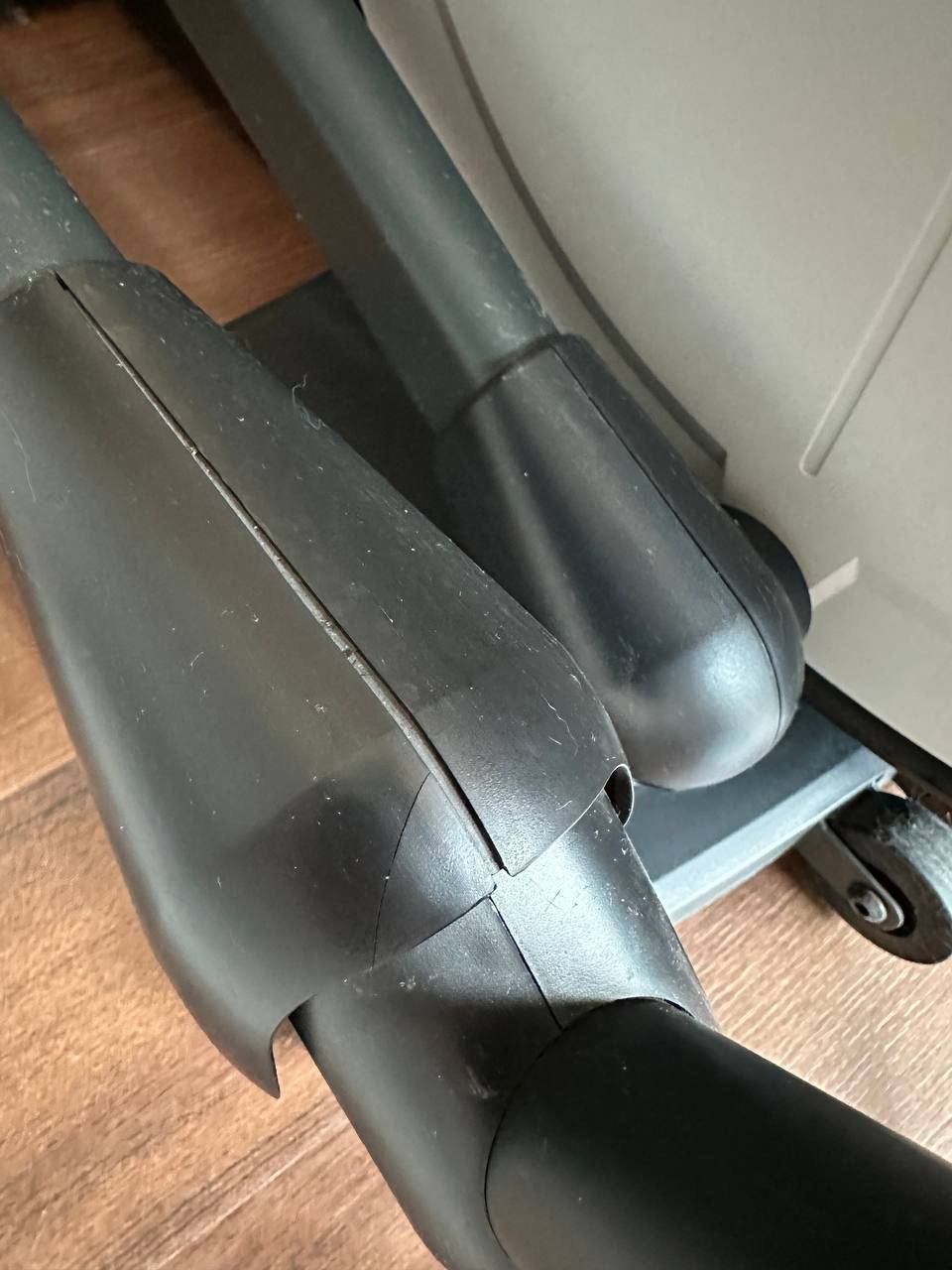 Hometrainer: Crosstrainer LifeSpan E3i Elliptical – Usato da Spreitenbach venduto da sellera 7