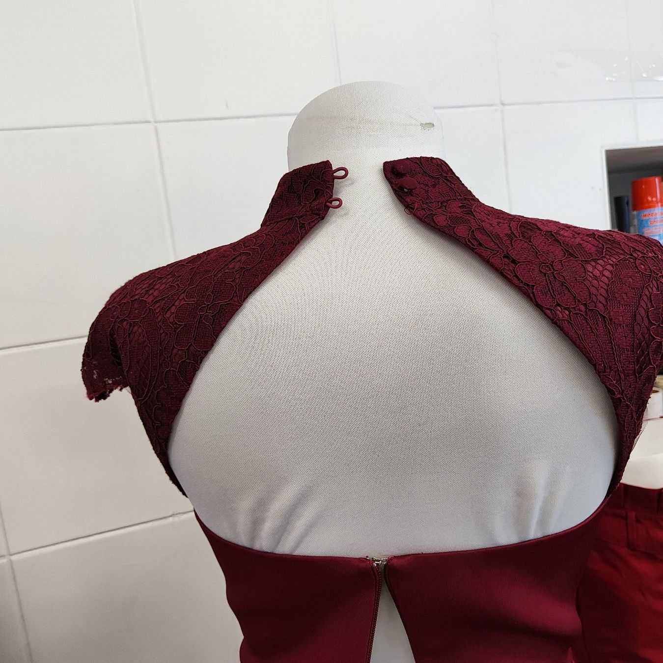 Vestiti: Rubin bordo kleid Gr 8 – Usato da Langnau am Albis venduto da Judithsebi 5