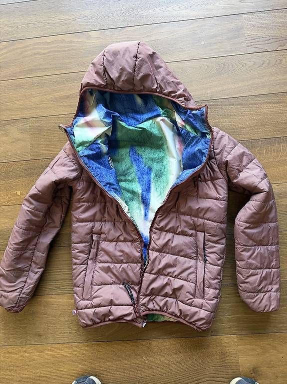 Vestes & Manteaux: Namuk, wendbare PrimaLoft Jacke, 146 mit Fehler – D'occasion à Glattfelden par pexx79 1