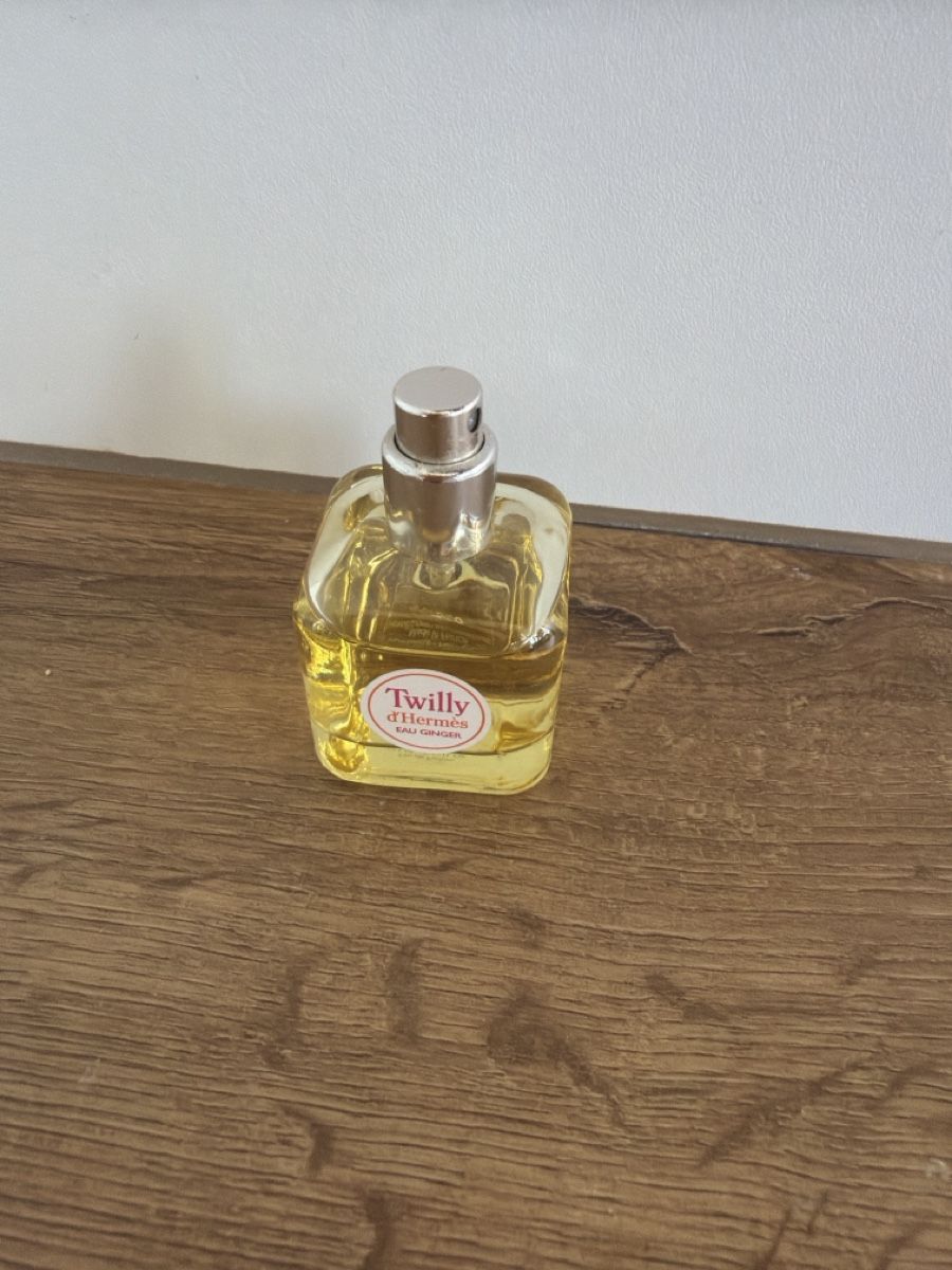 Hermès Profumi & Eau de Toilette: Hermès Twilly Eau Ginger Damen Parfüm 12.5ml – Usato da Rothenthurm venduto da LaThie