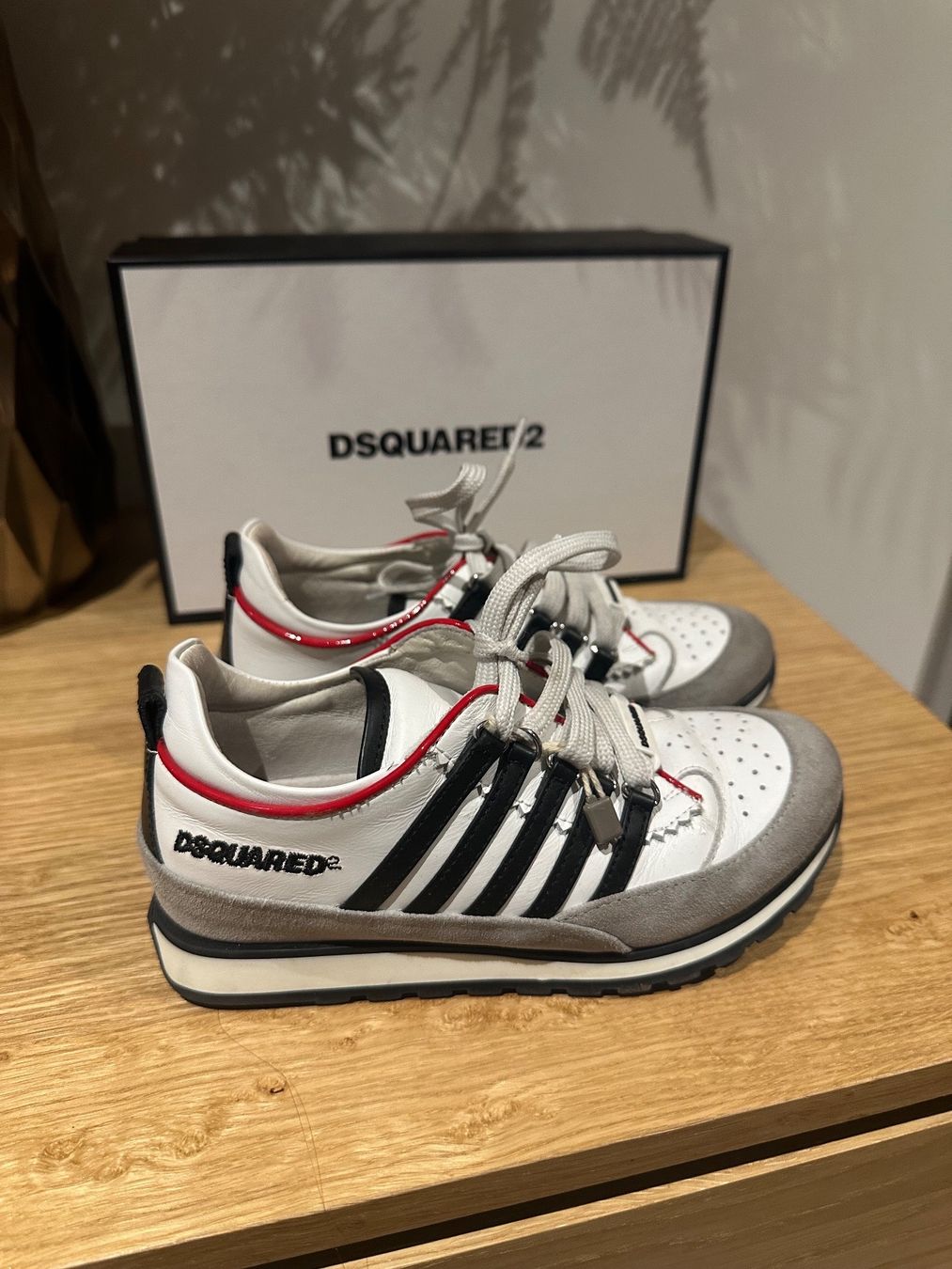 Dsquared2 Scarpe per ragazzi: Originale Dsquared Grösse 31 – Usato da Mühlethal venduto da sarah-davide