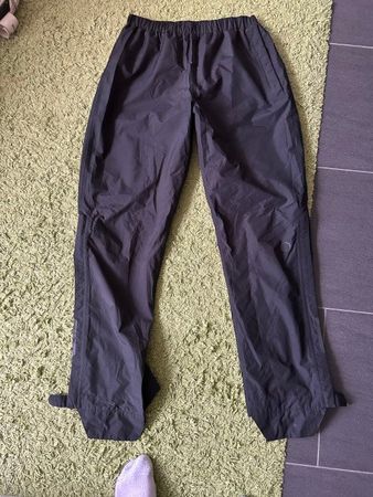 Regenhose AGU Grösse L schwarz mit Reissverschluss Velo Bike