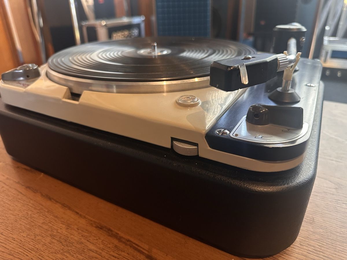 Thorens Giradischi: Thorens TD 124 Mk1 – Usato da Vevey venduto da Dborg 2