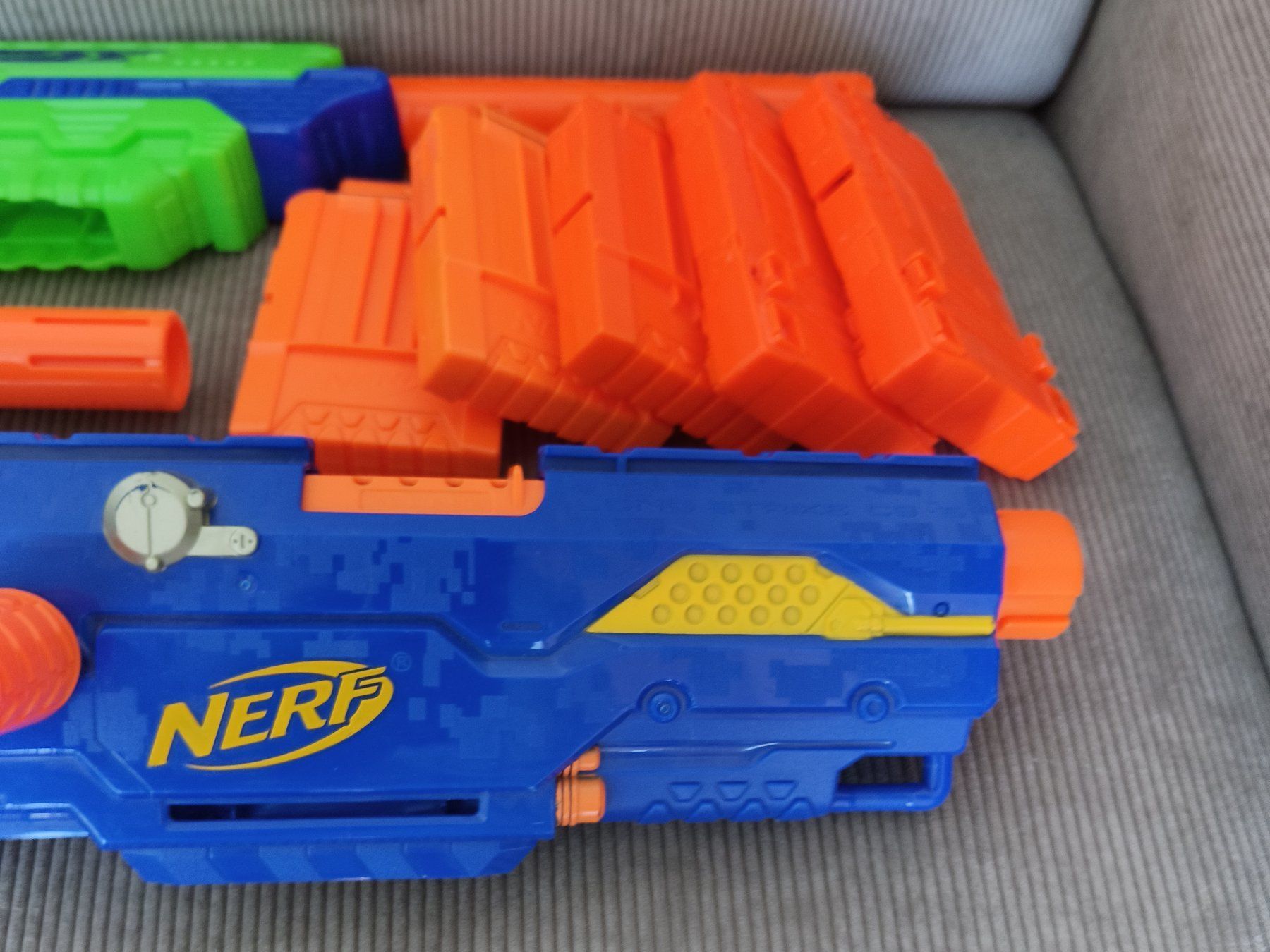 Nerf Jouets: Nerf Set (2) – D'occasion à Meilen par FAVALLID 7