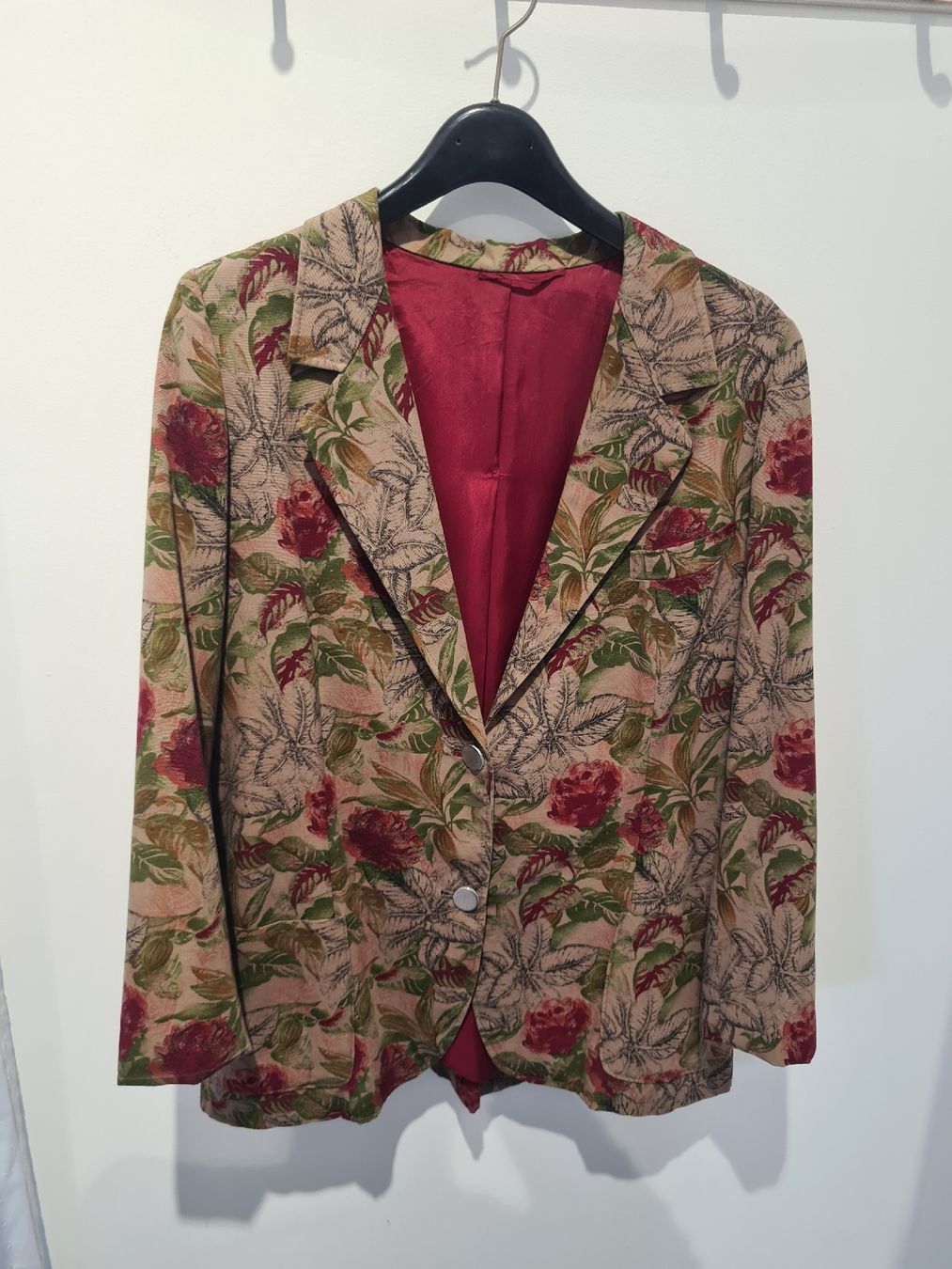 Jacken: Vintage Damen Blazer mit Blumenmuster, Grösse 40 – Gebraucht aus Adligenswil von FriedasWelt