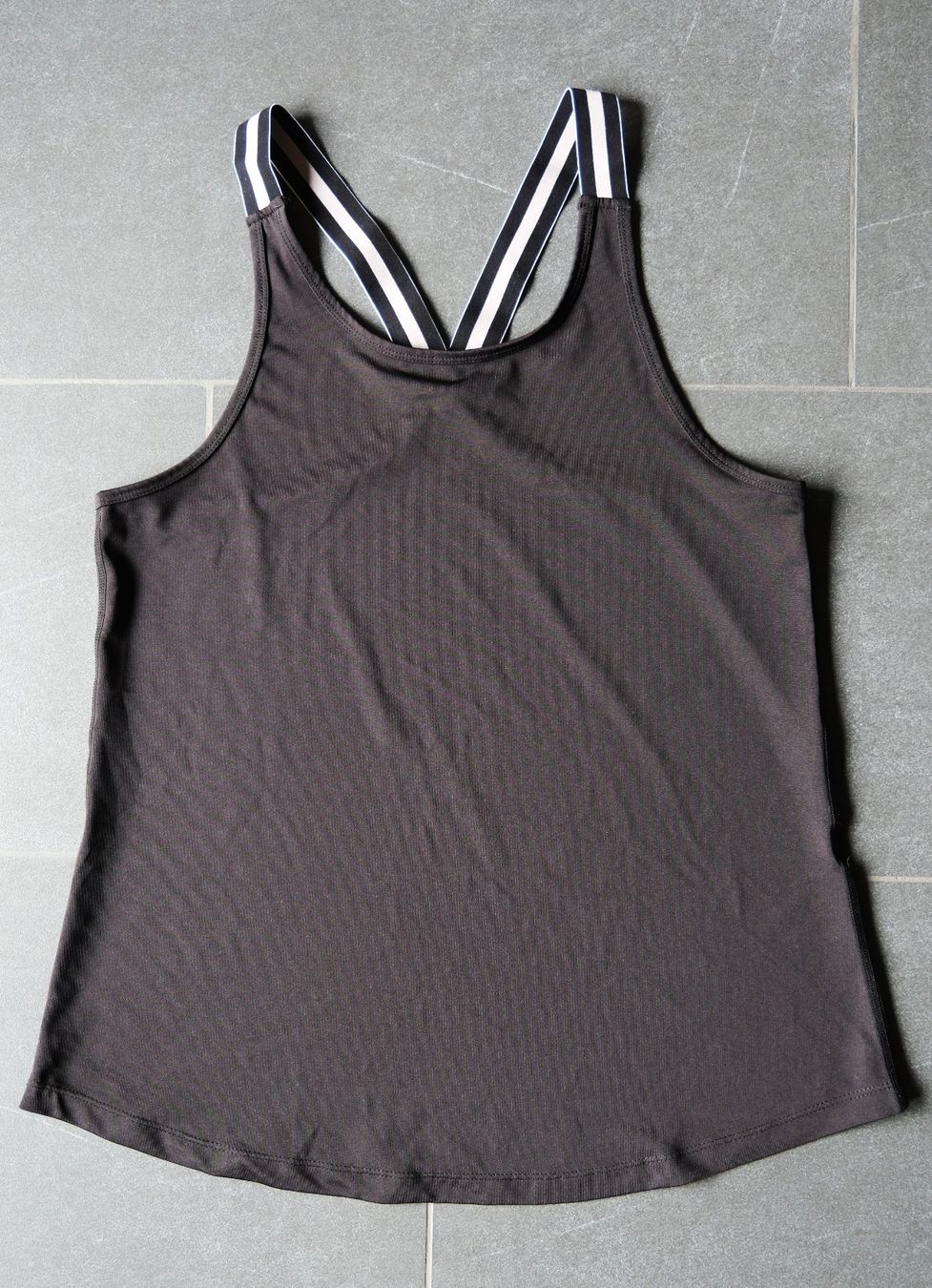 Top: Sport-Top – Usato da Wohlen AG venduto da Exitburn 2