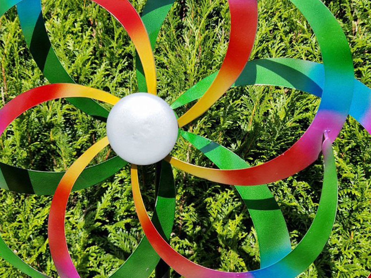 Tutte le decorazioni: Windrad doppelt bunt Metall 183 x 60cm – Nuovo e nell'imballaggio originale da Matzendorf venduto da Gartendeko-Shop 2