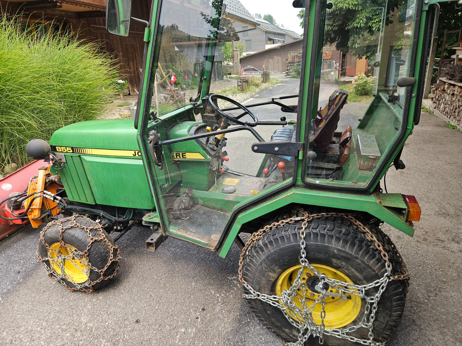 John Deere Traktoren: John Deere mit Schneepflug – Gebraucht aus Oberburg von oberburger 3