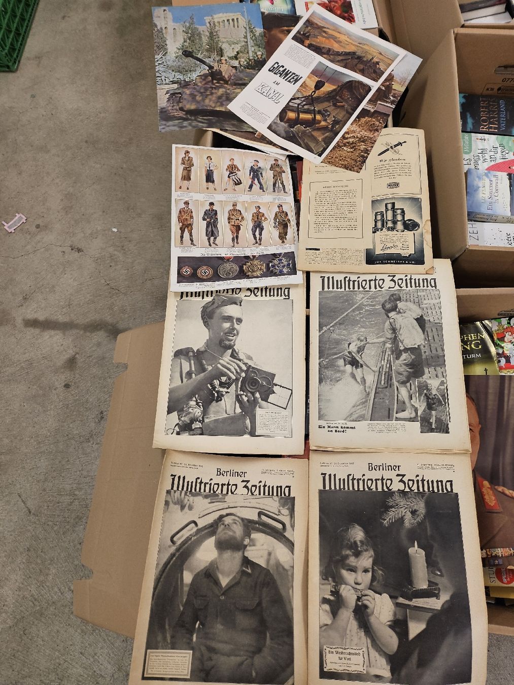 Zeitschriften & Magazine: Berliner Illustrierte Zeitungen  – Gebraucht aus St. Gallen von Cocos_Ricardo