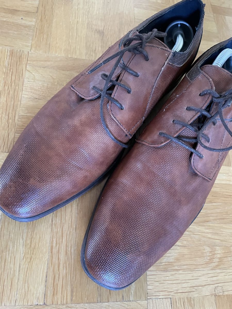 Scarpe da uomo: Herrenschuhe Venice .Leder.Gr.44 – Usato da Basel venduto da Kamberly 6