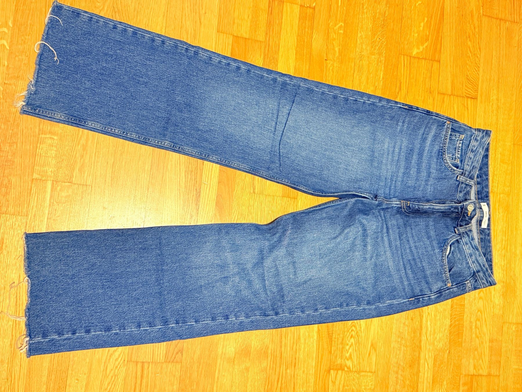 Jeans: jeans – Usato da Ittigen venduto da mar_b69j