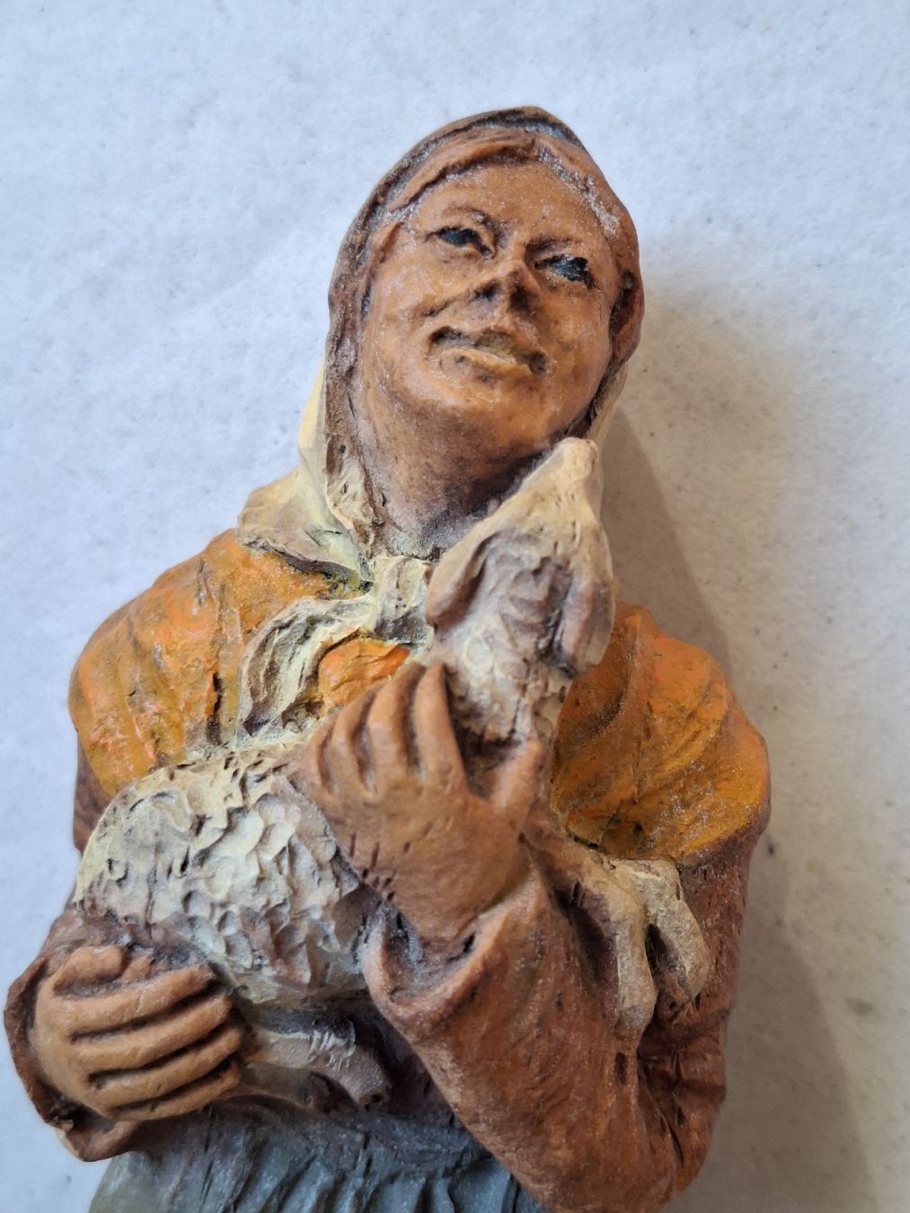 Figuren: Krippefigur Frau mit Lamm handgeschnitzt ca. 18 cm – Gebraucht aus Klingnau von vollmond36 5