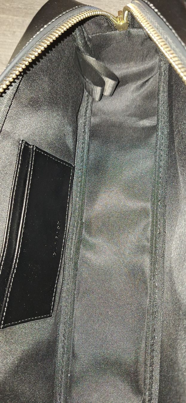 Taschen für Damen: Echtleder Schultertasche – Neu und originalverpackt aus Wilen b. Wollerau von kat_35 3