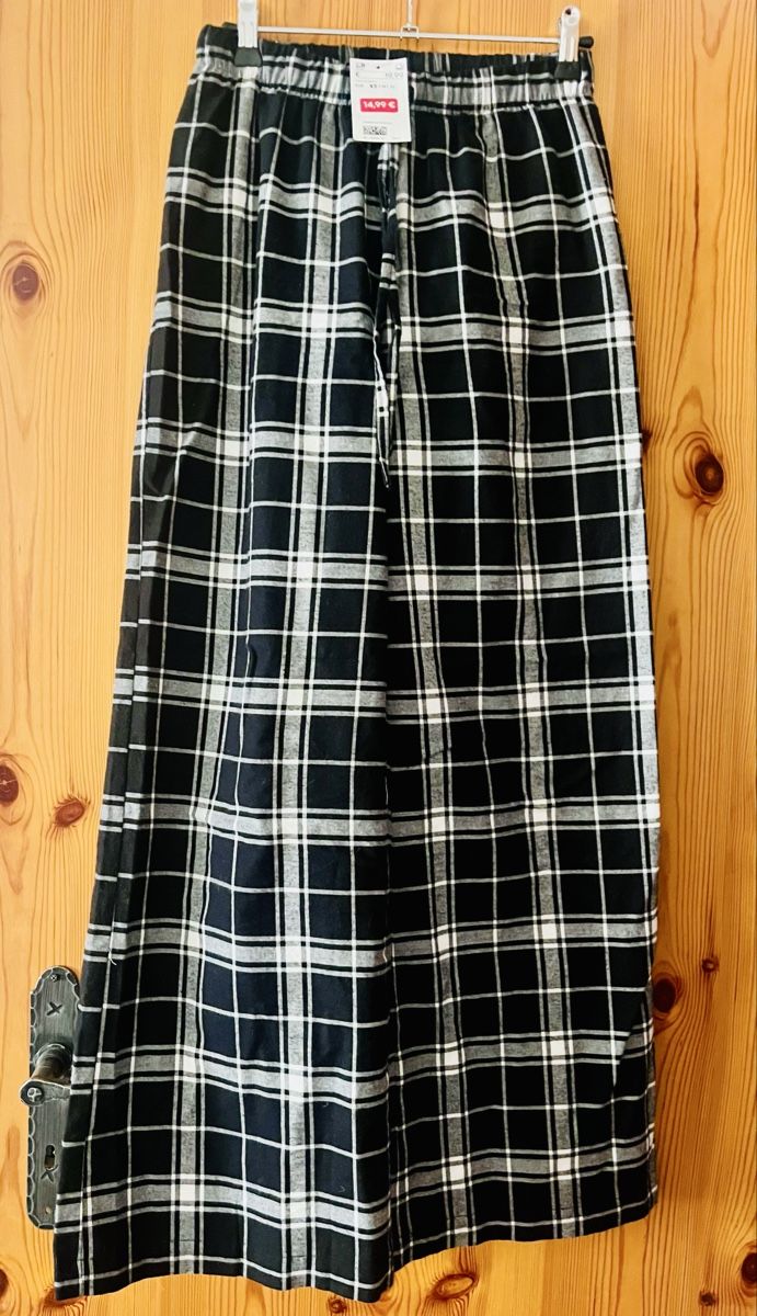 H&M Negligees & Pyjamas: Neue Pyjama Hose h&m – Neu und originalverpackt aus Saas-Fee von Marienelly19