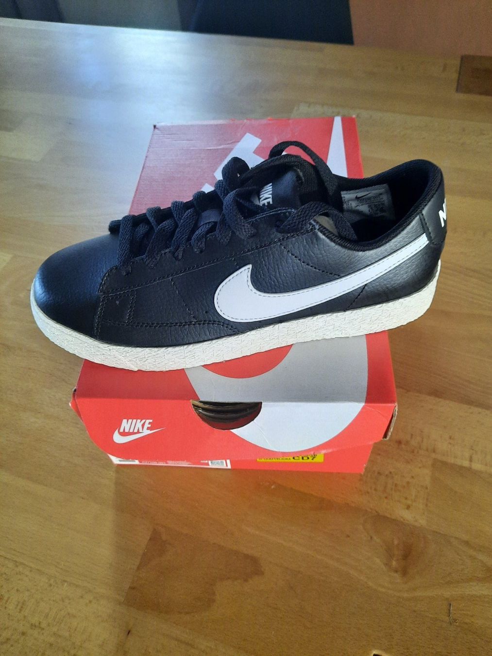 Nike Scarpe per ragazzi: Nike Blazer Low  Freizeitschuh in Gr 37.5 neu – Nuovo e nell'imballaggio originale da Jonschwil venduto da sonja8472 4