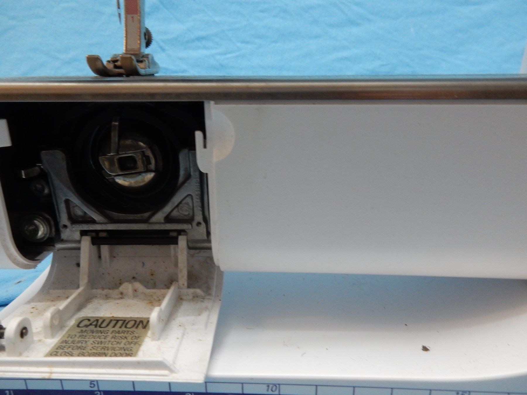 Bernina Macchine da cucire: Bernina Activa 130 Ab Fr. 100.00 – Difettoso da Watt venduto da Mariposa49 6