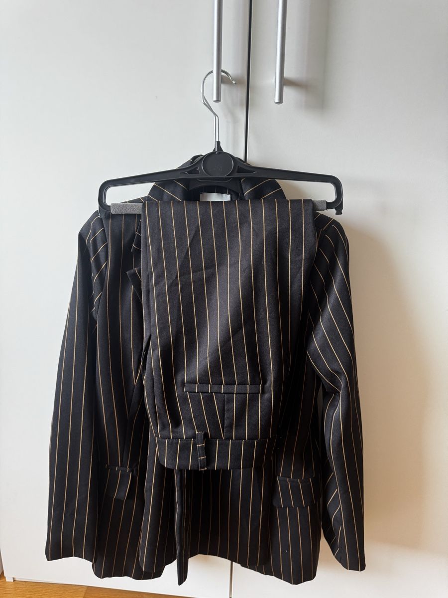 Lotti di vestiti: Blazer and trousers lumina – Nuovo (secondo la descrizione) da Biel/Bienne venduto da Clau____dia95 3