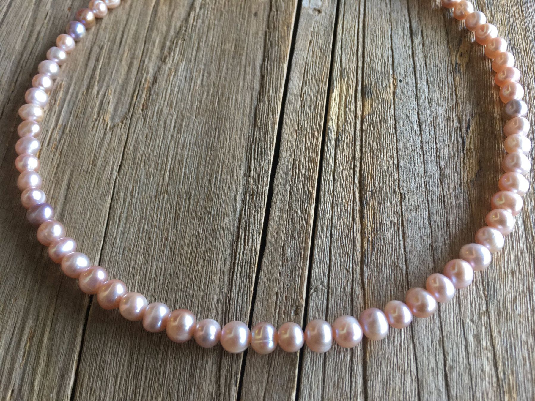 Catenine: PERLEN KETTENSTRANG LACHS  PERLEN ca. 7mm / LÄNGE 38cm – Nuovo e nell'imballaggio originale da Aesch ZH venduto da LiquidAktion 5