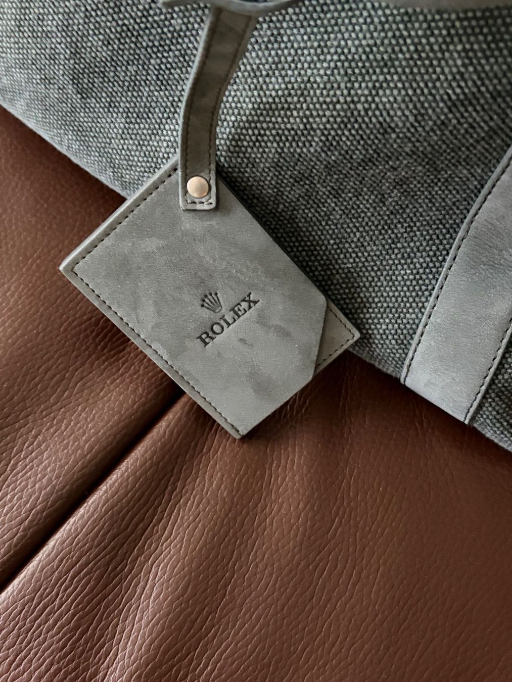 Rolex Uhren: Rolex Weekender / neuwertig / mit Schmutztasche – Gebraucht aus Zürich von Airflow22 1