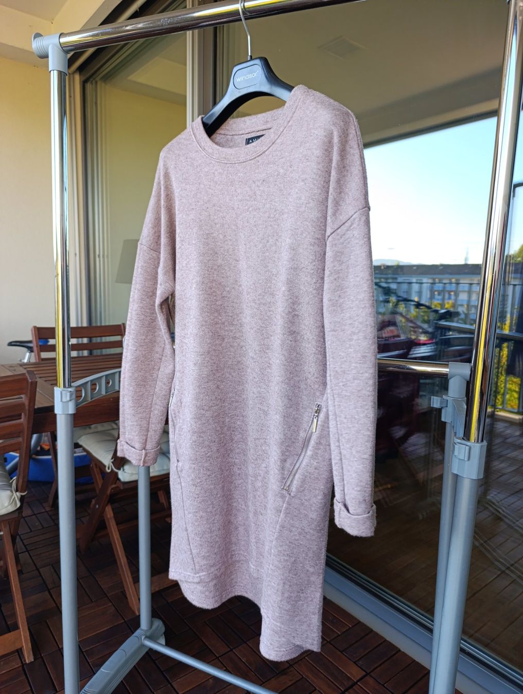 Kleider: Damen Strick Kleid, Gr. 36 – Gebraucht aus Zürich von VorlonShadow
