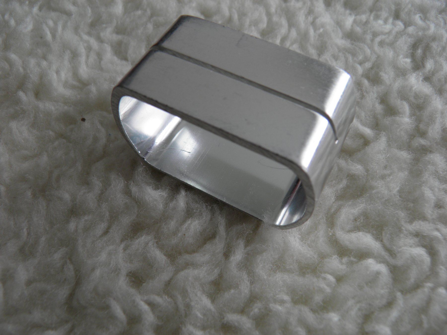 Supporti a parete: Gastroräumung: 27 Tischkartenhalter Aluminium – Usato da Triesen FL venduto da Trigon 2