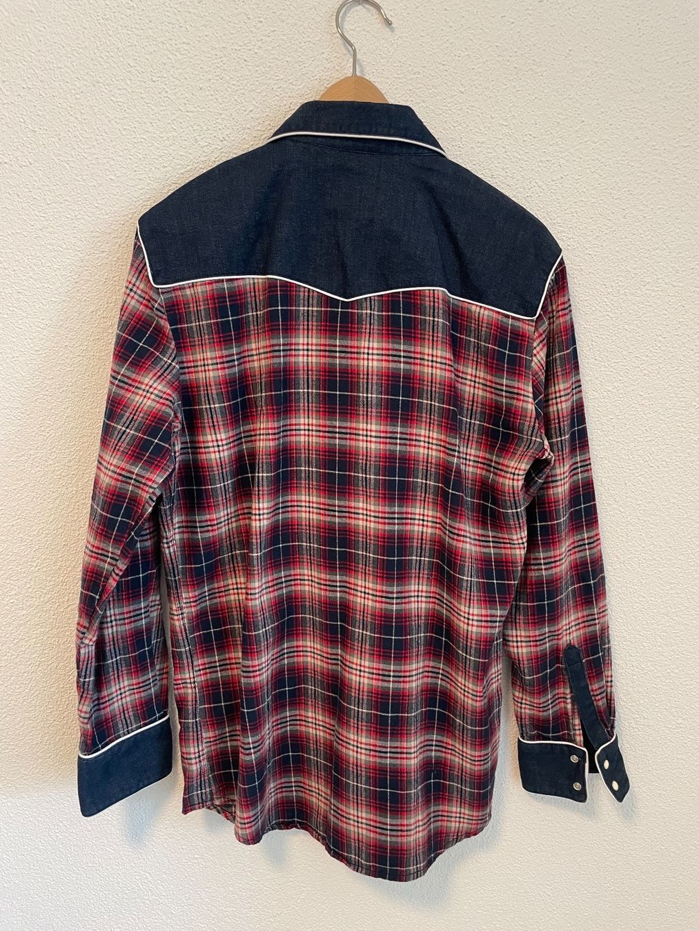 Dsquared2 Camicie, T-shirt & Polo: 100% original DSQUARED2 for 16Y – Usato da Zug venduto da dim_np7l 4