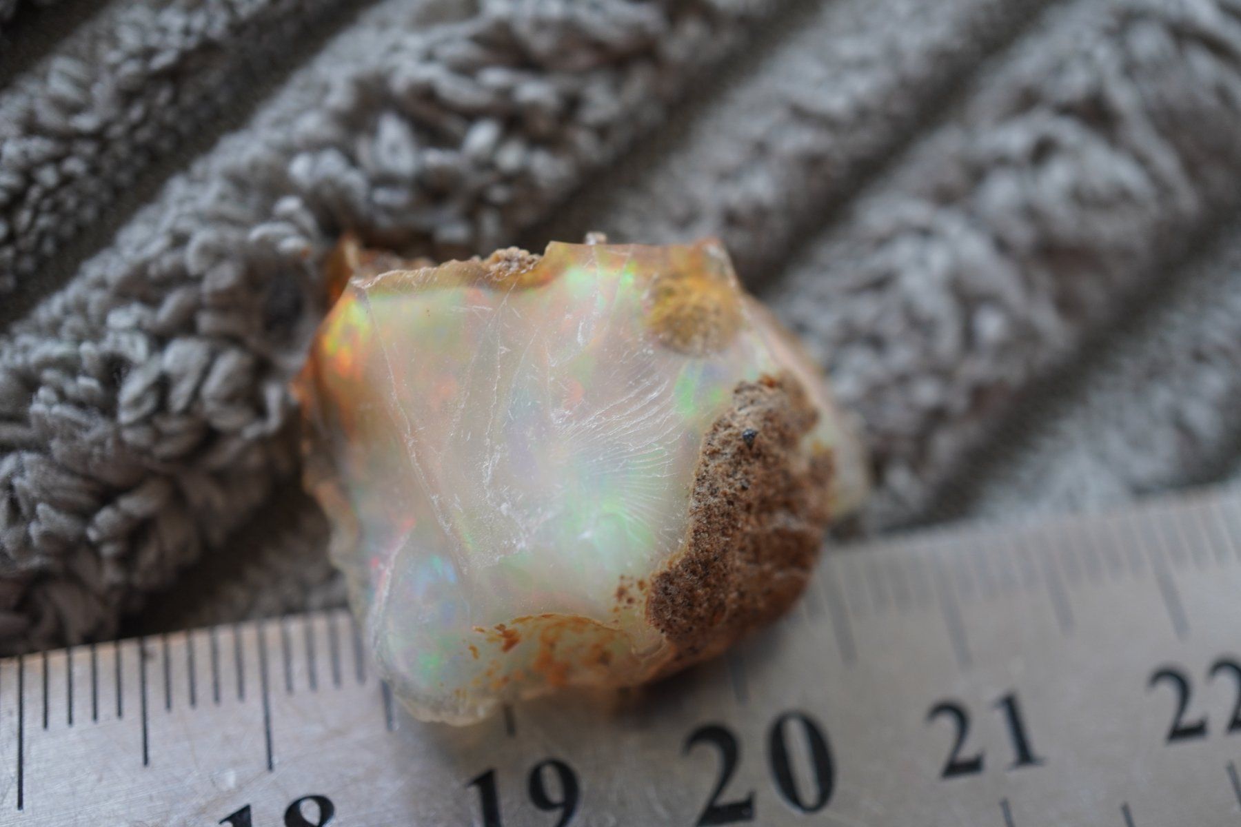 Minerali & Pietre curative: Opal Rohstein  23mm x 25mm    ab  1.-     Räumung – Nuovo e nell'imballaggio originale da Eschenbach SG venduto da topstone 4