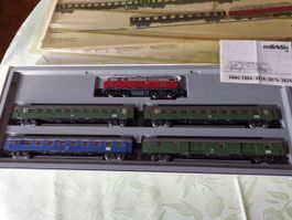 Marklin 2864 1 locomotive 4 wagons HO