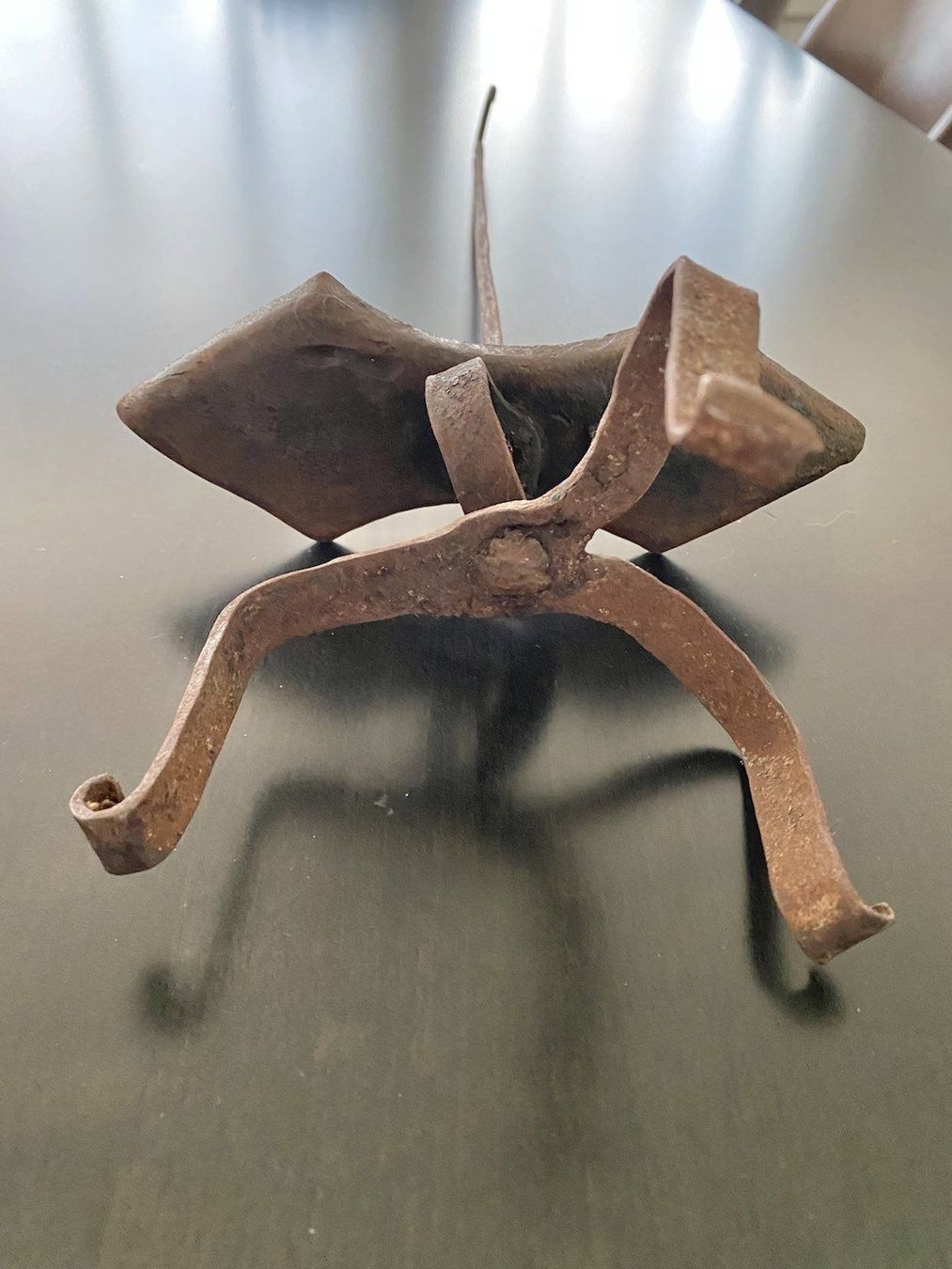 Statuette: Antiker Lichtspender – Usato da Thun venduto da Steinitz 1