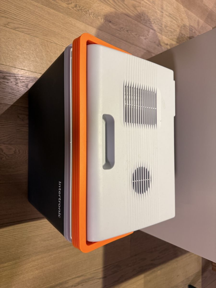 Frigoriferi & Refrigeratori: Intertronic cooling box 28L 12V – Usato da Dietlikon venduto da lot_rel 4