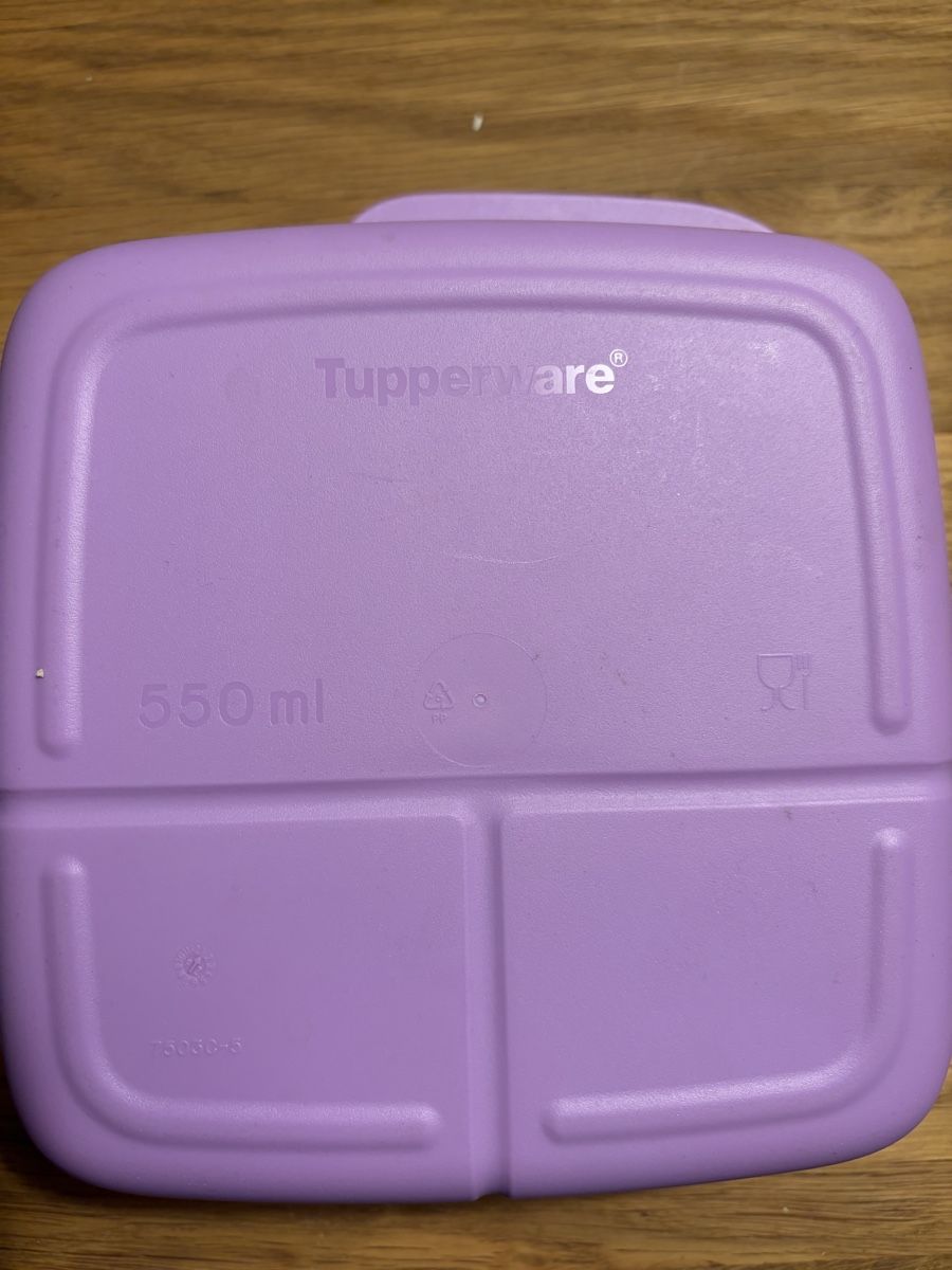 Tupperware Contenitori & Simili: Tupperware Lunchbox Set, Lila/Hellblau, 550ml, Sommer – Usato da Lengnau BE venduto da most45 2