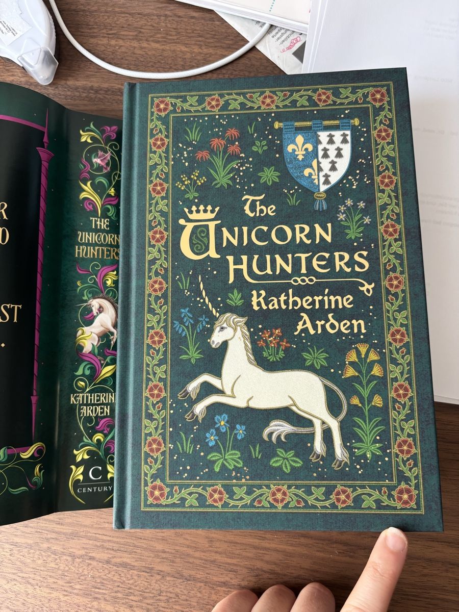 Libri: Fairyloot The Unicorn Hunters – Nuovo (secondo la descrizione) da Staufen venduto da _Sagerin_ 3
