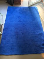 Blauer Teppich, guter Zustand, 140x200 cm, sehr bequem