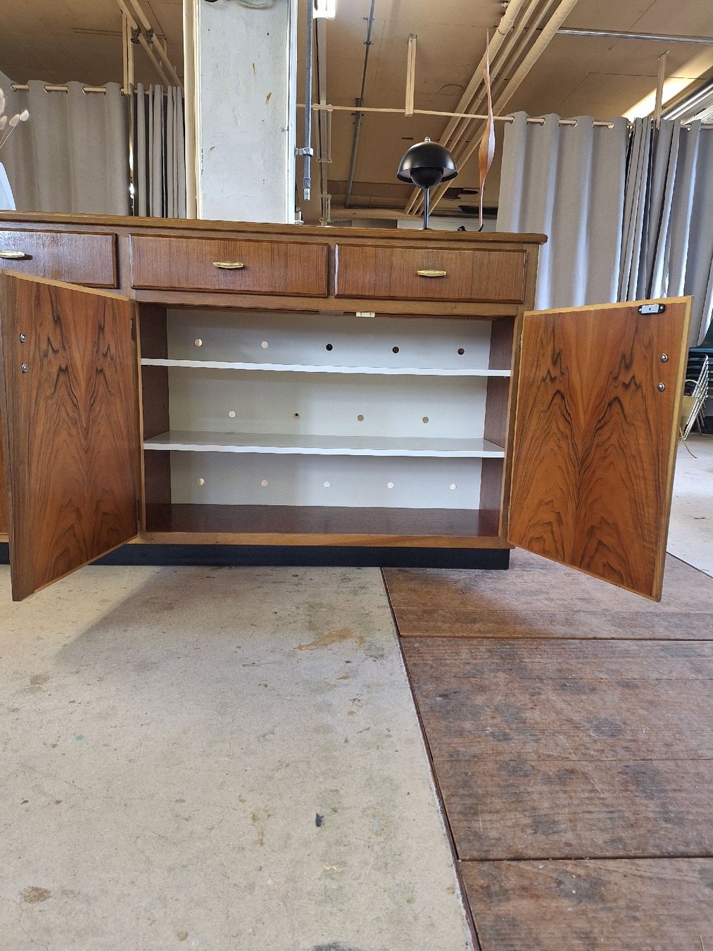 Cassettiere: Mid Century Sideboard – Usato da Urtenen-Schönbühl venduto da Atelier21_bern 2